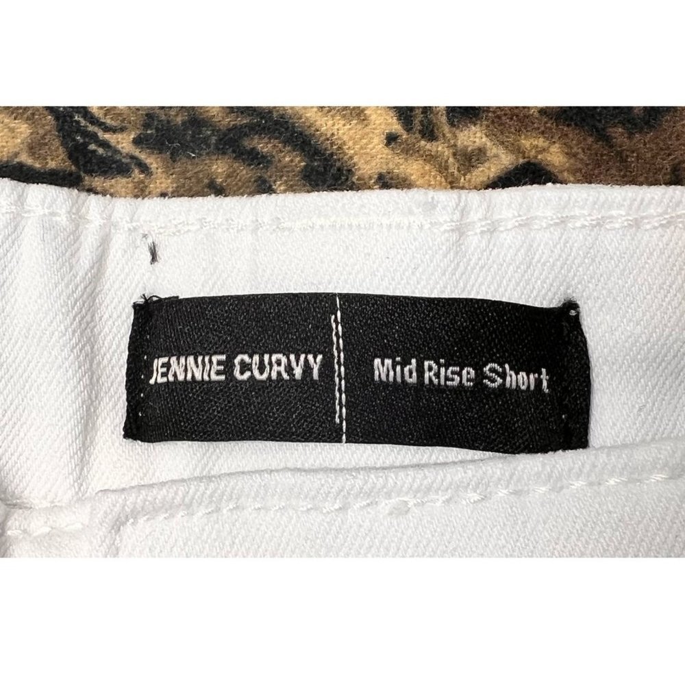 SOLD True Religion Womens White High Rise 5 Pocket Raw Hem Cuff Jean Shorts Sz - Picture 5 of 8
